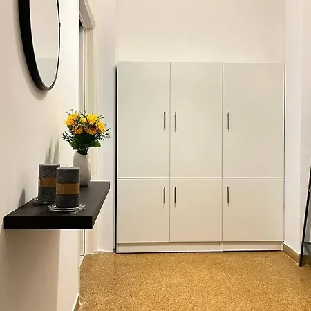 Pame - Ideal For 4 In Pagrati Apartment Athens