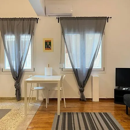 Pame - Ideal For 4 In Pagrati Apartment *